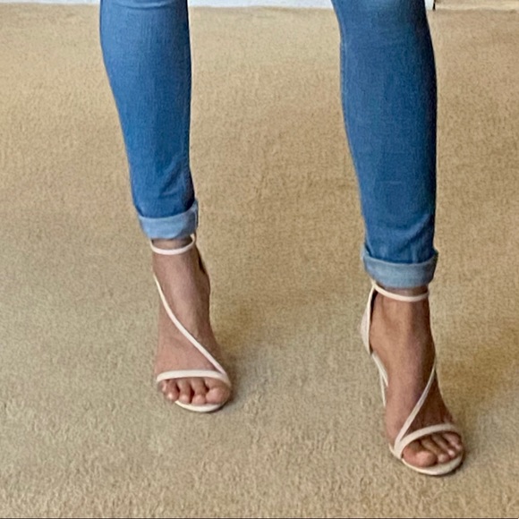 Nude Sandals - Picture 4 of 6